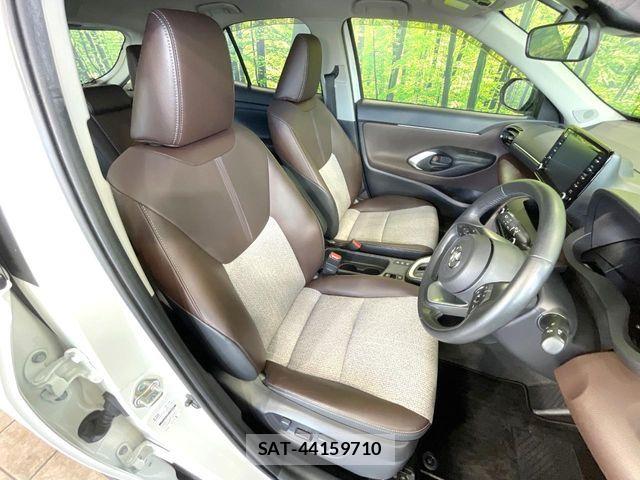 Toyota YARIS CROSS 2021-03 7227741-7