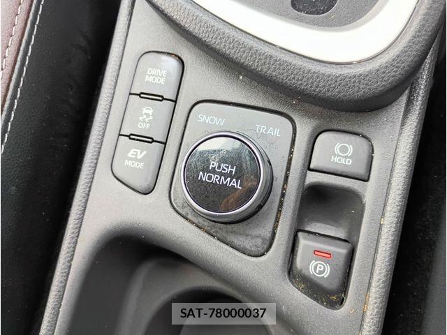 Toyota YARIS CROSS 2021-04 7227747-11