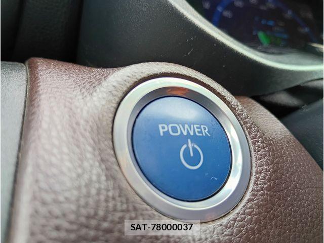 Toyota YARIS CROSS 2021-04 7227747-12