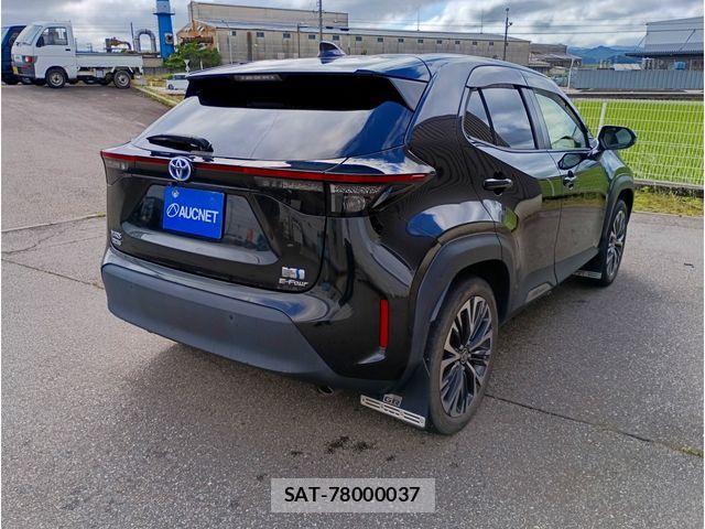 Toyota YARIS CROSS 2021-04 7227747-2