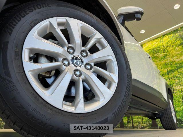 Toyota YARIS CROSS 2021-04 7227749-11