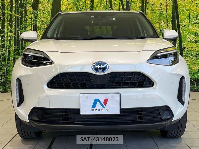 Toyota YARIS CROSS 2021-04 7227749-13