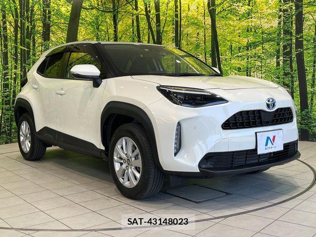 Toyota YARIS CROSS 2021-04 7227749-15