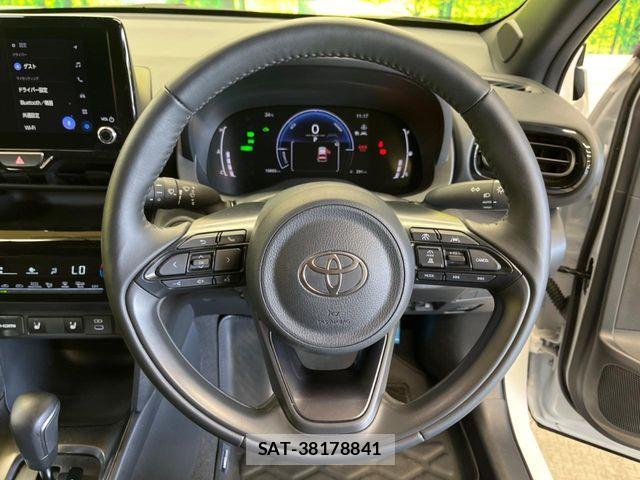 Toyota YARIS CROSS 2025-09 7227802-10