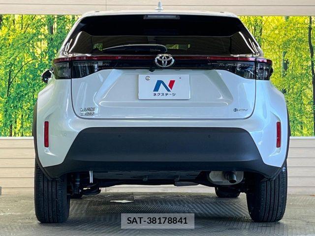 Toyota YARIS CROSS 2025-09 7227802-14