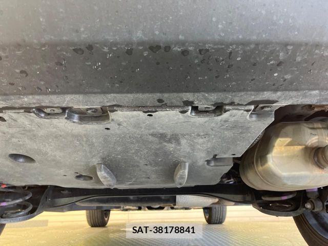Toyota YARIS CROSS 2025-09 7227802-18