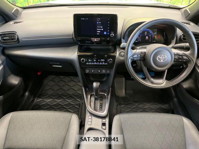 Toyota YARIS CROSS 2025-09 7227802-1