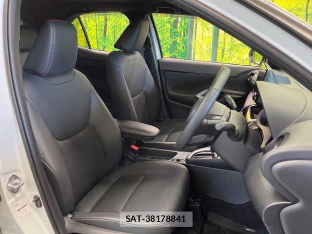 Toyota YARIS CROSS 2025-09 7227802-7
