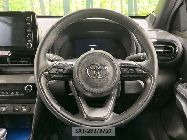 Toyota YARIS CROSS 2022-10 7227767-10