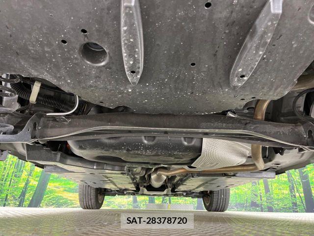 Toyota YARIS CROSS 2022-10 7227767-18
