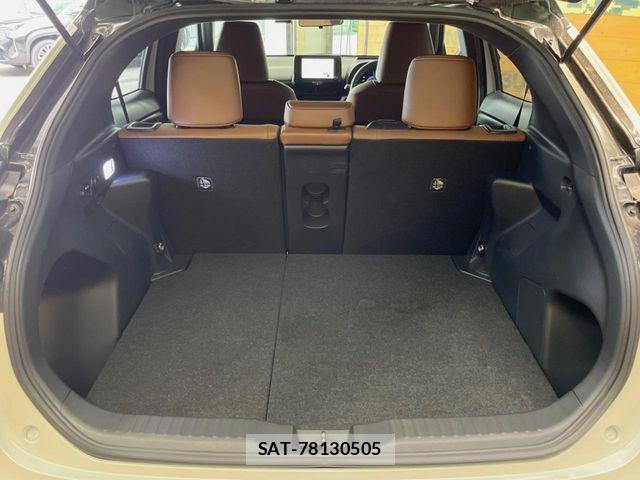 Toyota YARIS CROSS 2024-11 7227793-10