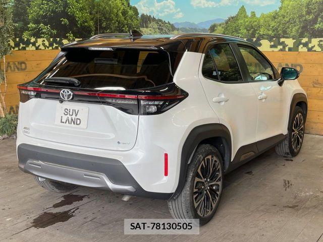 Toyota YARIS CROSS 2024-11 7227793-17