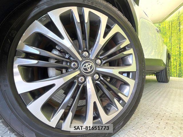 Toyota YARIS CROSS 2021-03 7227746-12