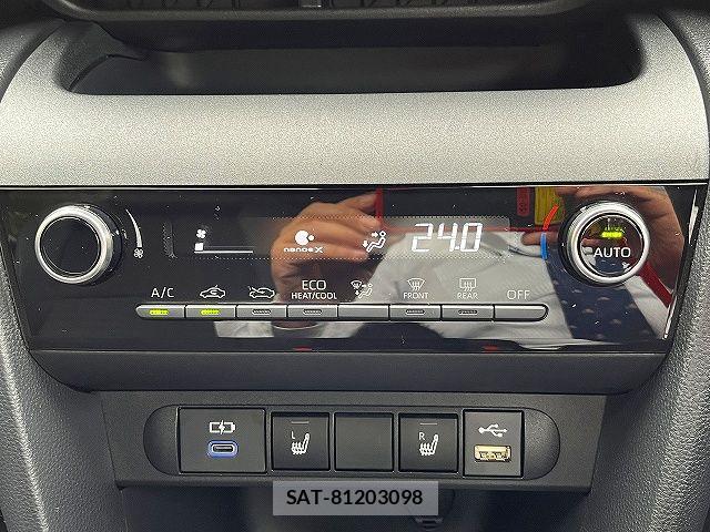 Toyota YARIS CROSS 2023-03 7227776-14