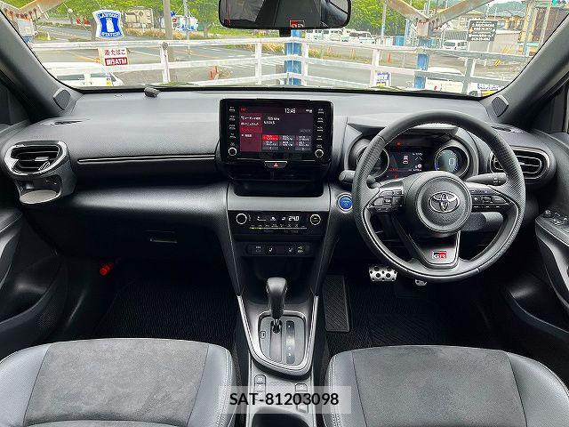 Toyota YARIS CROSS 2023-03 7227776-1