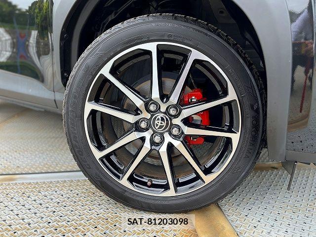 Toyota YARIS CROSS 2023-03 7227776-26