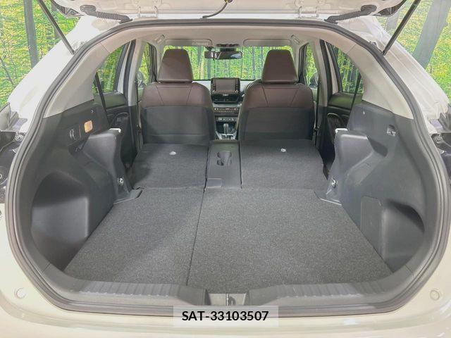 Toyota YARIS CROSS 2022-07 7227768-9