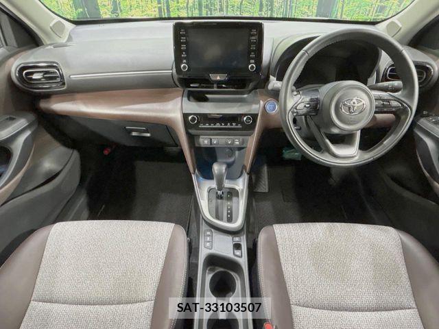 Toyota YARIS CROSS 2022-07 7227768-1
