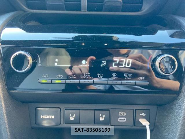 Toyota YARIS CROSS 2025-05 7227795-22