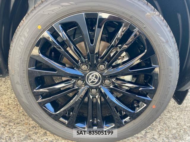 Toyota YARIS CROSS 2025-05 7227795-7