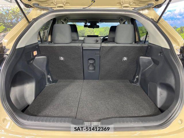 Toyota YARIS CROSS 2023-09 7227778-9