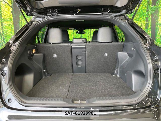 Toyota YARIS CROSS 2023-10 7227783-9