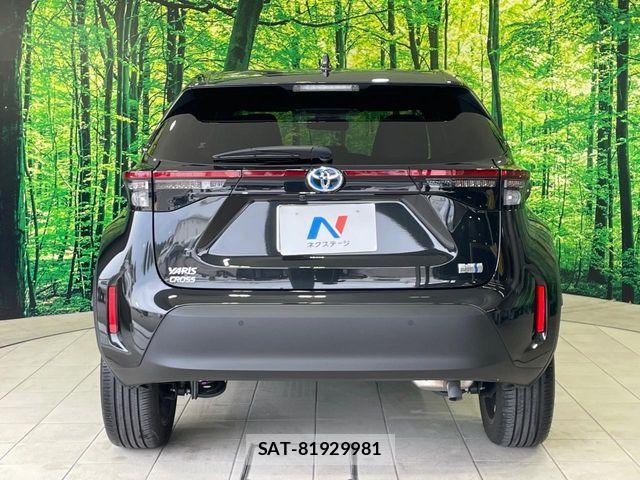 Toyota YARIS CROSS 2023-10 7227783-14