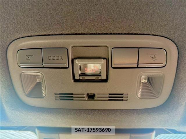 Toyota YARIS CROSS 2026-02 7227804-15