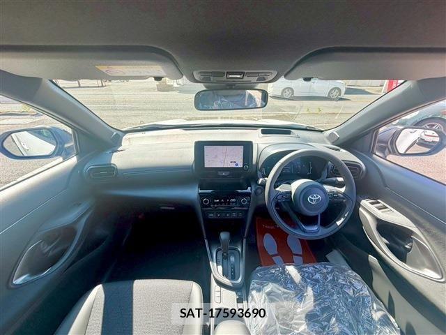 Toyota YARIS CROSS 2026-02 7227804-1