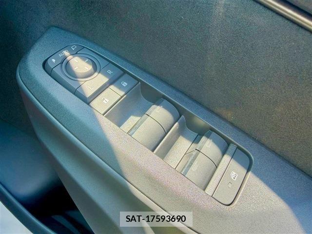 Toyota YARIS CROSS 2026-02 7227804-20