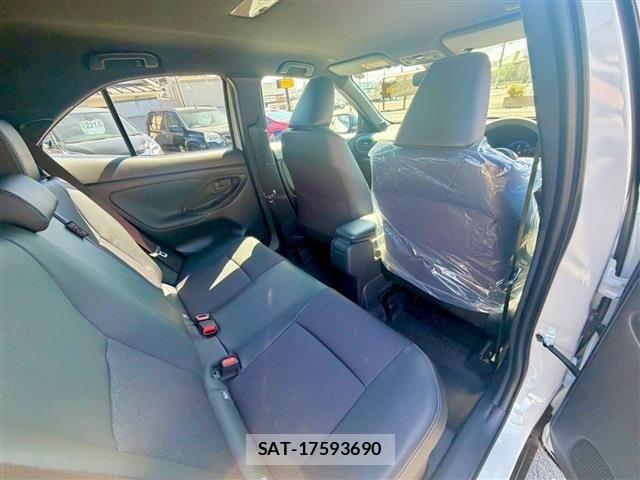 Toyota YARIS CROSS 2026-02 7227804-22