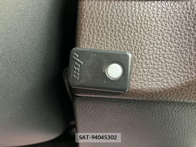 Toyota YARIS CROSS 2020-10 7227745-21