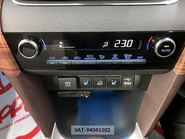 Toyota YARIS CROSS 2020-10 7227745-25