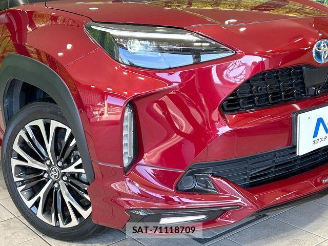 Toyota YARIS CROSS 2020-11 7227744-12