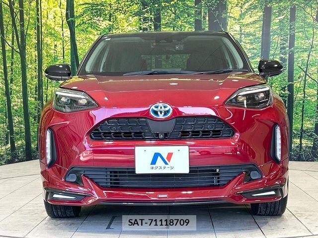 Toyota YARIS CROSS 2020-11 7227744-14