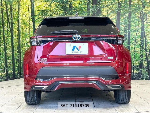 Toyota YARIS CROSS 2020-11 7227744-15