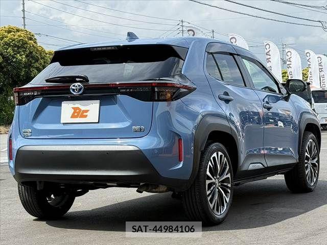 Toyota YARIS CROSS 2023-05 7227774-12
