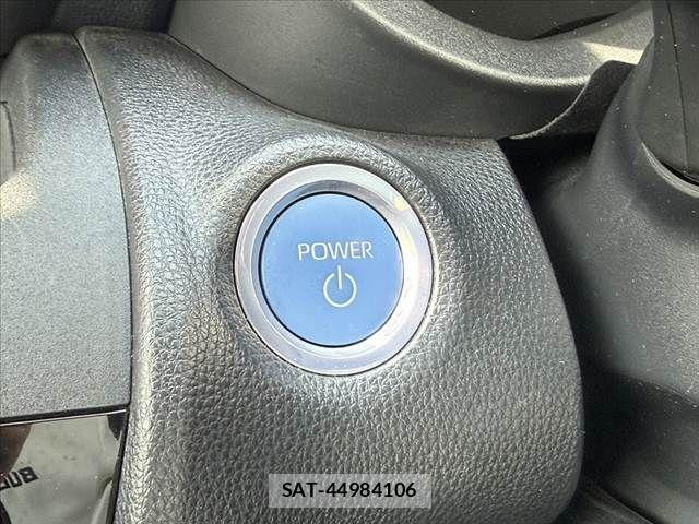 Toyota YARIS CROSS 2023-05 7227774-23