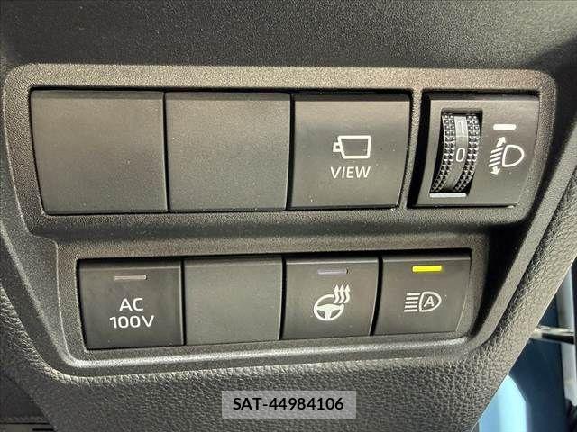 Toyota YARIS CROSS 2023-05 7227774-5