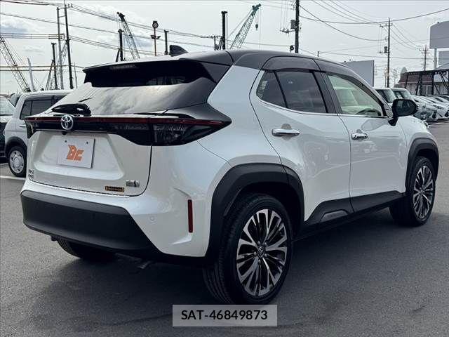 Toyota YARIS CROSS 2021-08 7227754-14