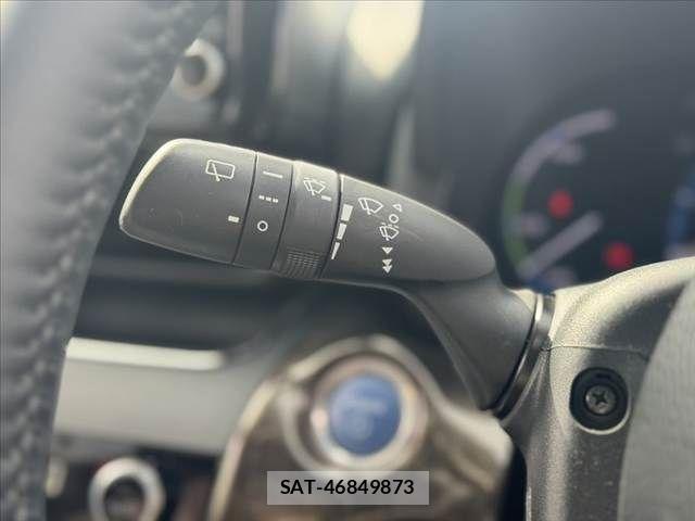 Toyota YARIS CROSS 2021-08 7227754-26