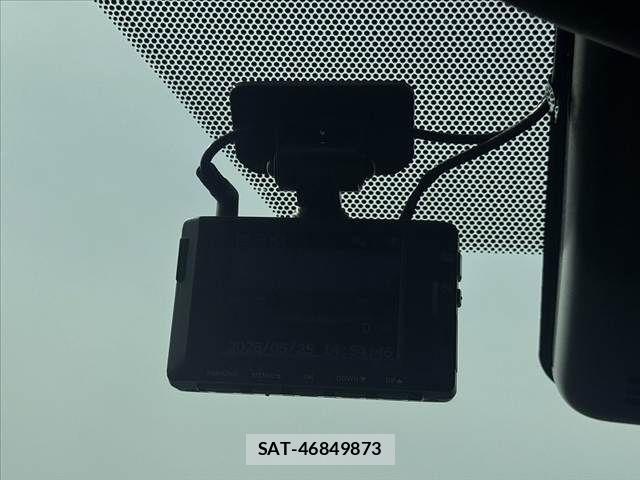 Toyota YARIS CROSS 2021-08 7227754-28