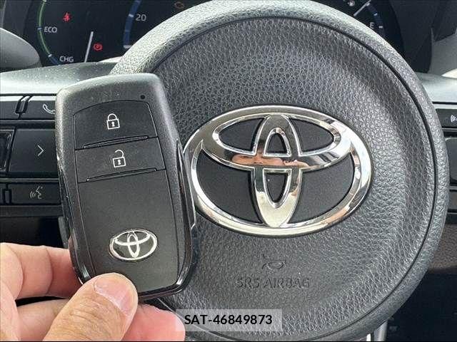 Toyota YARIS CROSS 2021-08 7227754-6