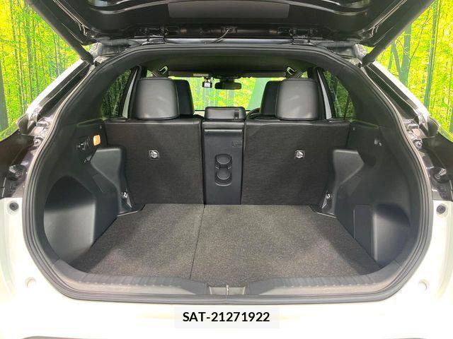 Toyota YARIS CROSS 2023-12 7227784-9