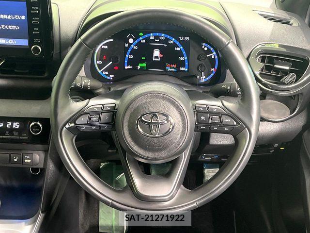 Toyota YARIS CROSS 2023-12 7227784-10