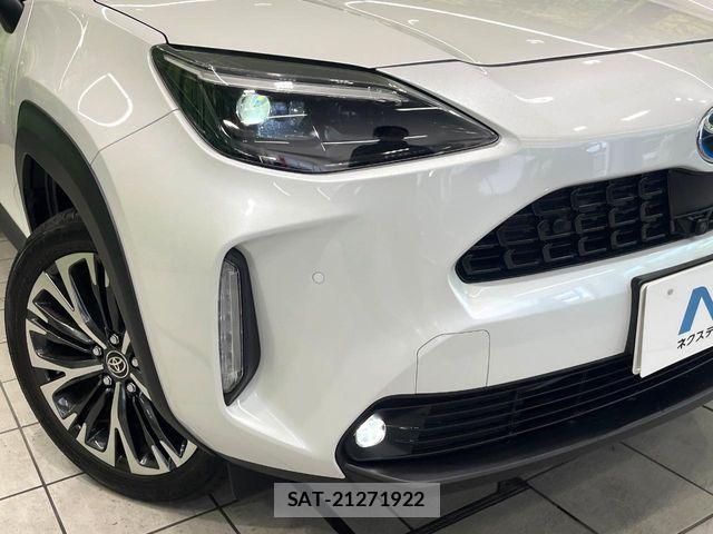 Toyota YARIS CROSS 2023-12 7227784-11