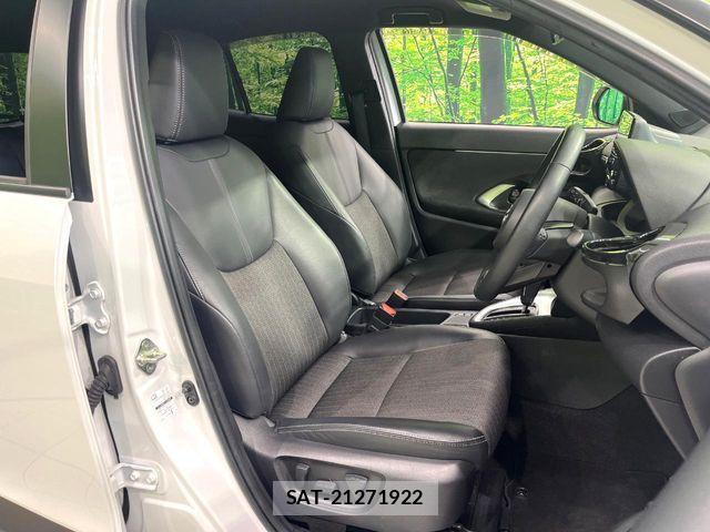 Toyota YARIS CROSS 2023-12 7227784-7