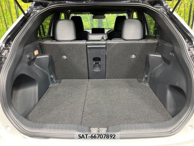 Toyota YARIS CROSS 2025-02 7227792-9