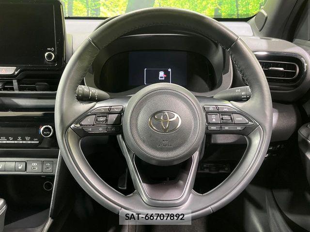 Toyota YARIS CROSS 2025-02 7227792-10