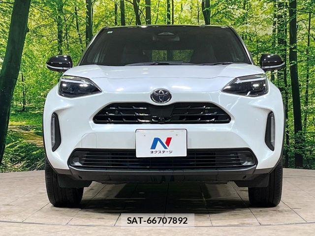 Toyota YARIS CROSS 2025-02 7227792-13